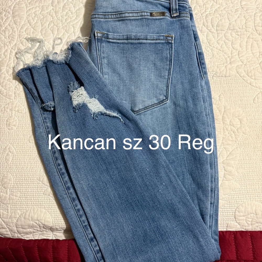 KanCan Women's Light Blue Ripped Skinny Jeans
